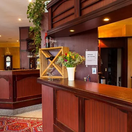 Hotel Grossenbrode מלון 2*